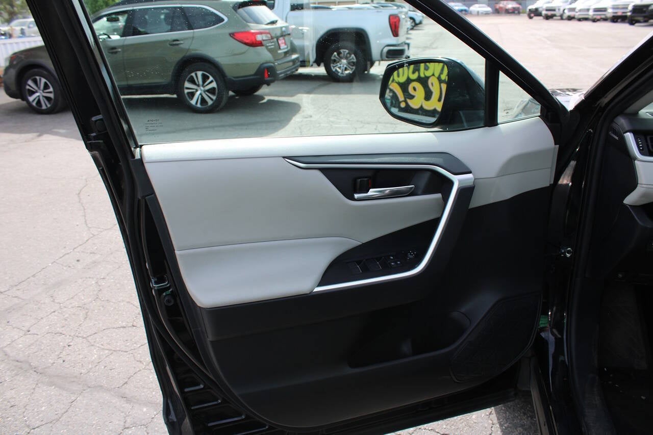 2024 Toyota RAV4 Hybrid XLE AWD 4dr SUV