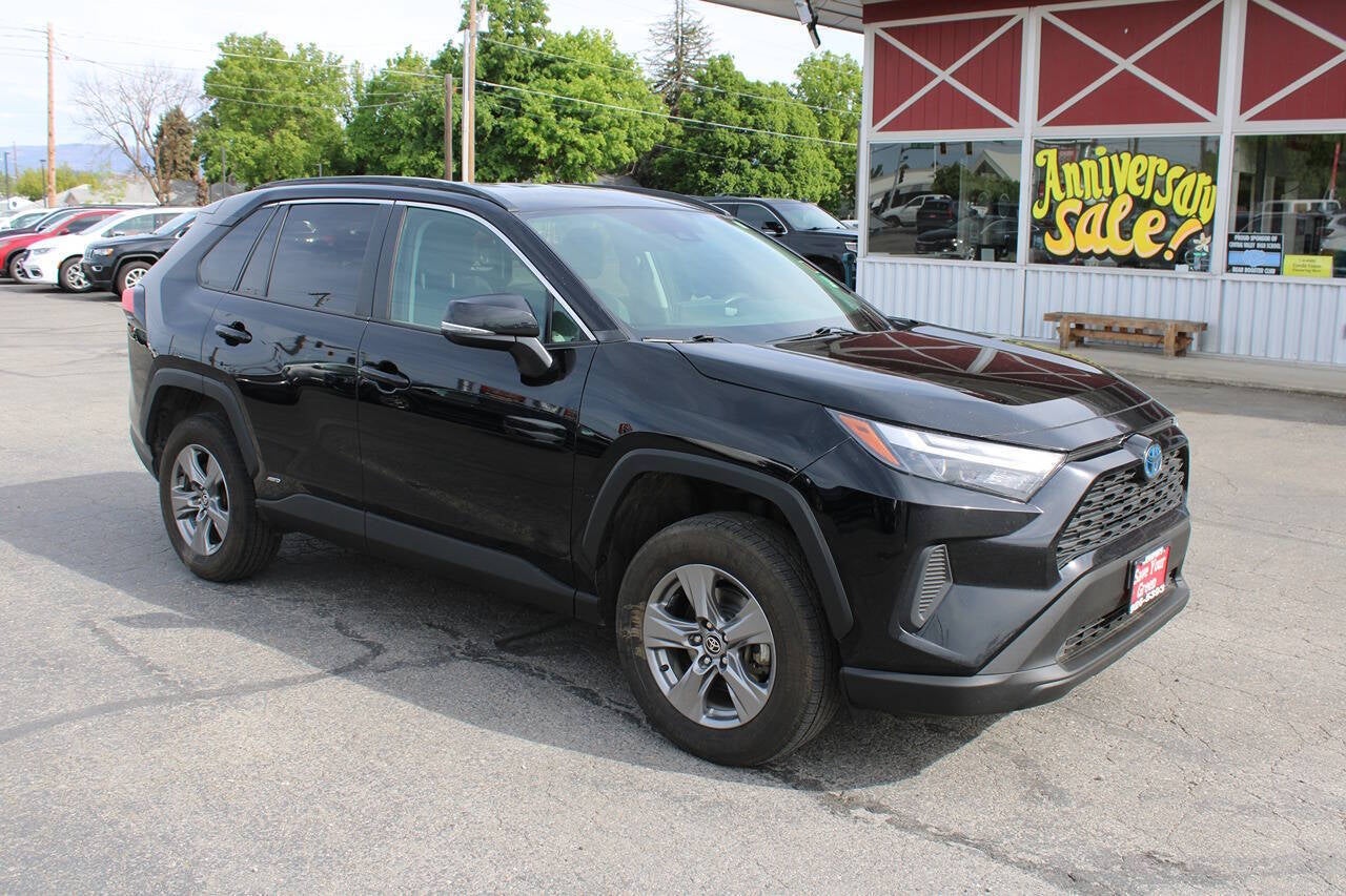 2024 Toyota RAV4 Hybrid XLE AWD 4dr SUV