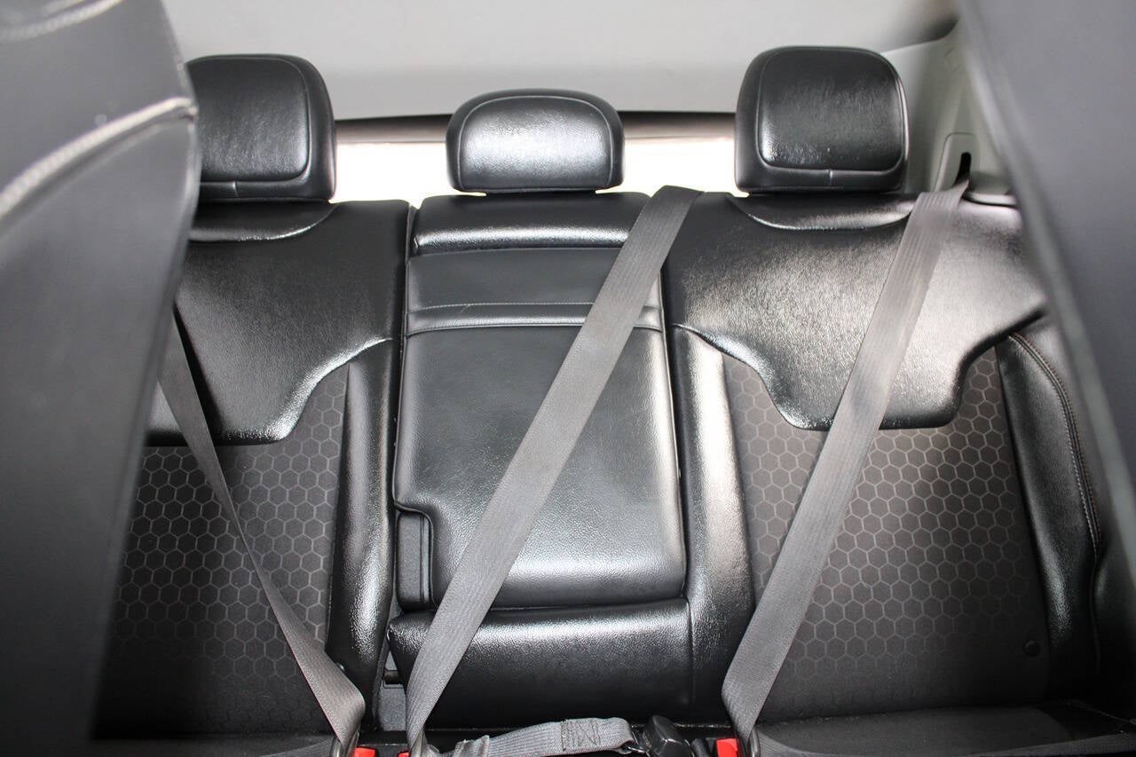 2017 Jeep Compass Latitude 4x4 4dr SUV (midyear release)