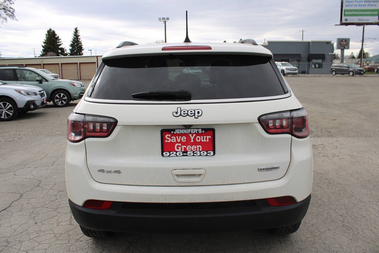 2017 Jeep Compass Latitude 4x4 4dr SUV (midyear release)