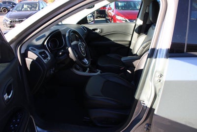 2019 Jeep Compass Latitude 4x4 4dr SUV