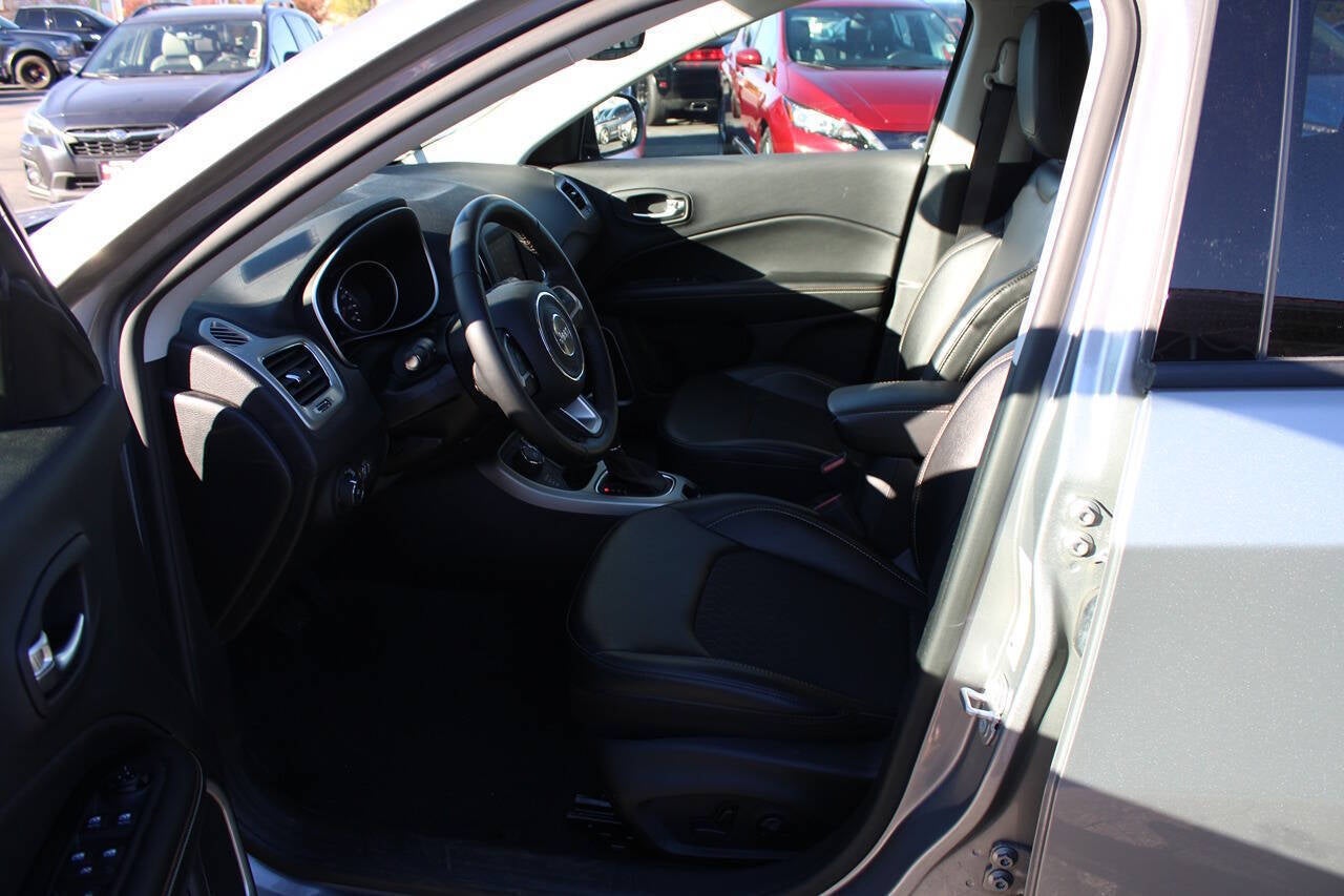 2019 Jeep Compass Latitude 4x4 4dr SUV