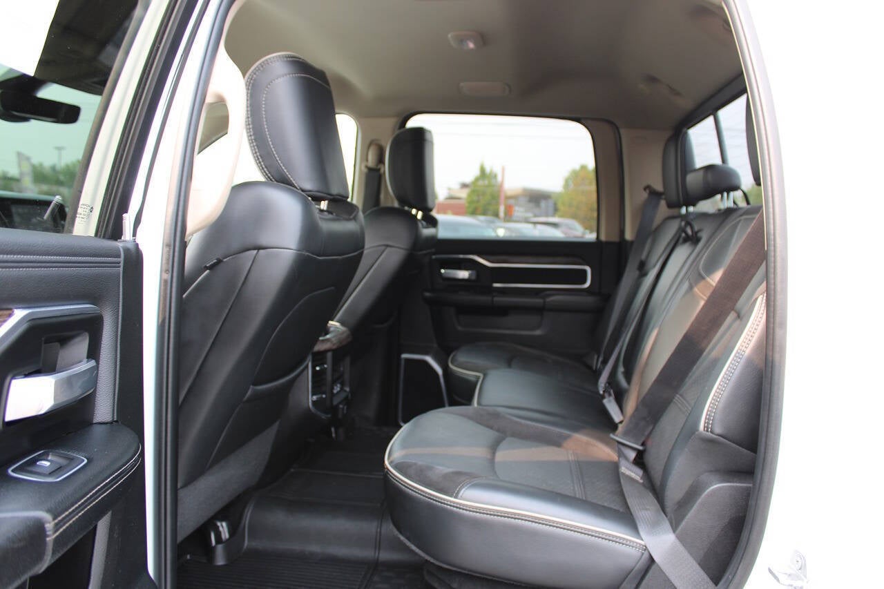 2021 RAM 2500 Laramie 4x4 4dr Crew Cab 8 ft. LB Pickup