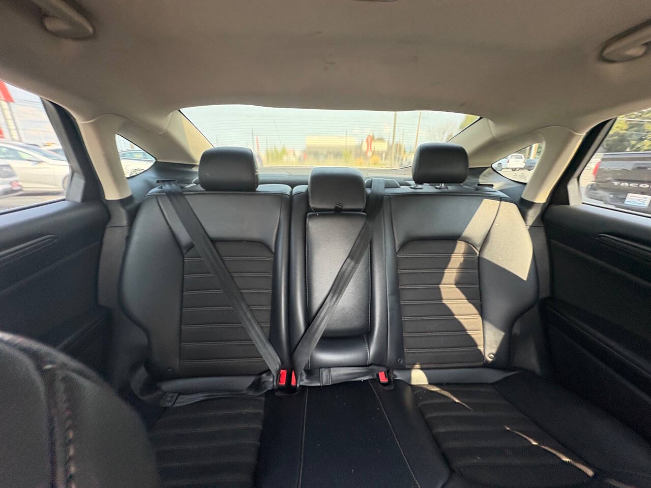 2018 Ford Fusion SE 4dr Sedan