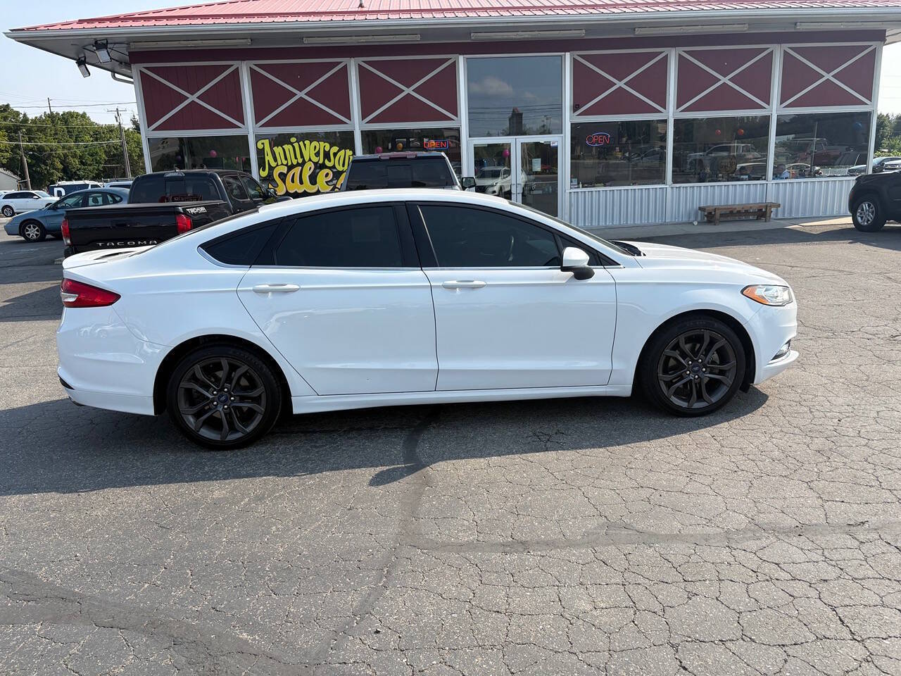 2018 Ford Fusion SE 4dr Sedan