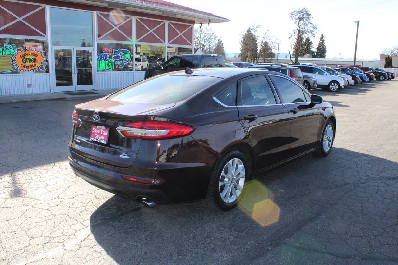2019 Ford Fusion SE 4dr Sedan