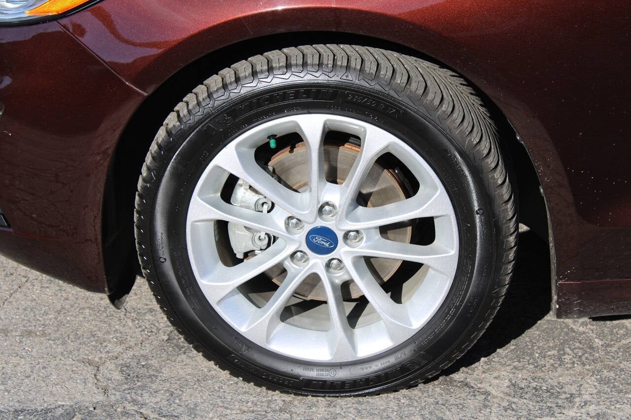 2019 Ford Fusion SE 4dr Sedan