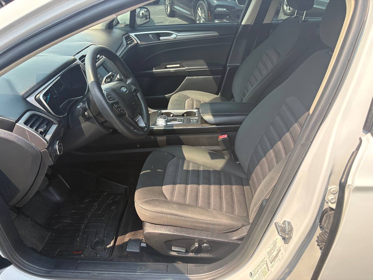 2017 Ford Fusion Hybrid SE 4dr Sedan