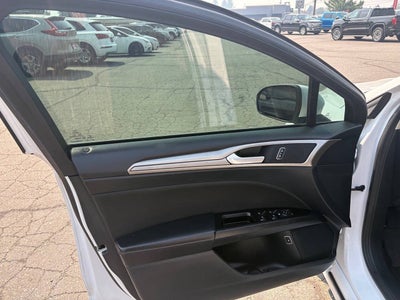 2017 Ford Fusion Hybrid SE 4dr Sedan