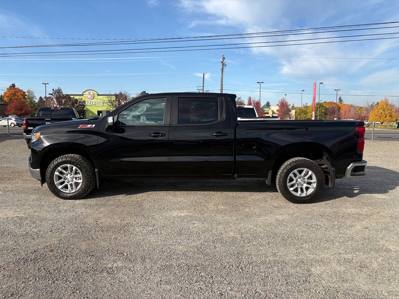 2023 Chevrolet Silverado 1500 LT 4x4 4dr Crew Cab 5.8 ft. SB w/1LT