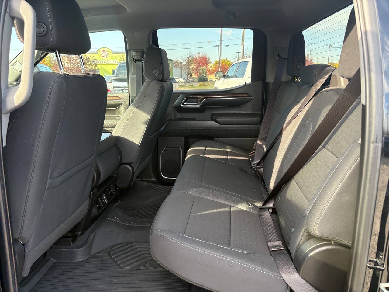 2023 Chevrolet Silverado 1500 LT 4x4 4dr Crew Cab 5.8 ft. SB w/1LT