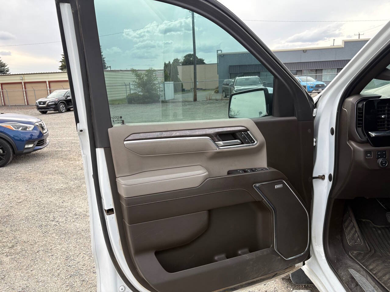 2023 Chevrolet Silverado 1500 LTZ 4x4 4dr Crew Cab 5.8 ft. SB