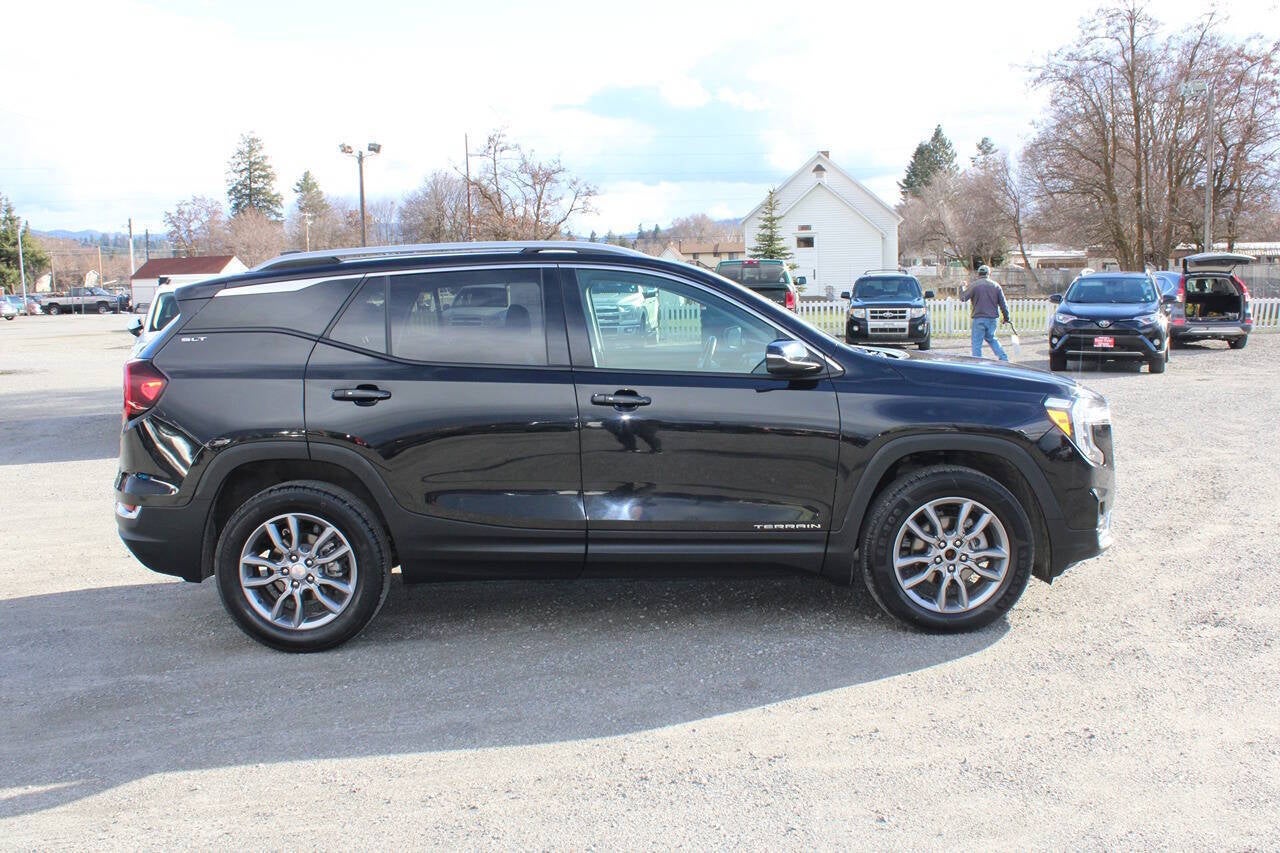 2024 GMC Terrain SLT AWD 4dr SUV