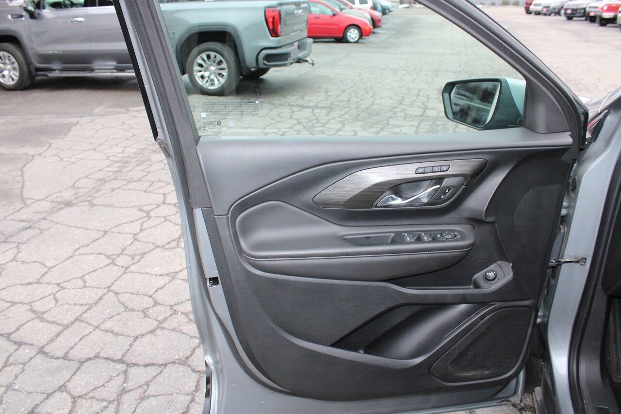 2023 GMC Terrain SLT AWD 4dr SUV