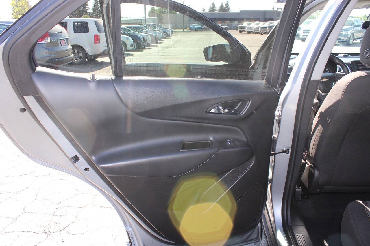 2023 Chevrolet Equinox LT 4x4 4dr SUV w/2FL