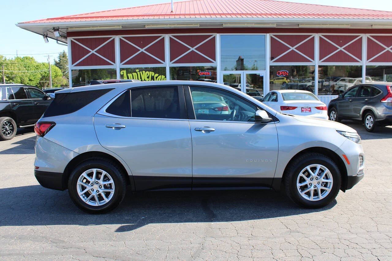 2023 Chevrolet Equinox LT 4x4 4dr SUV w/2FL