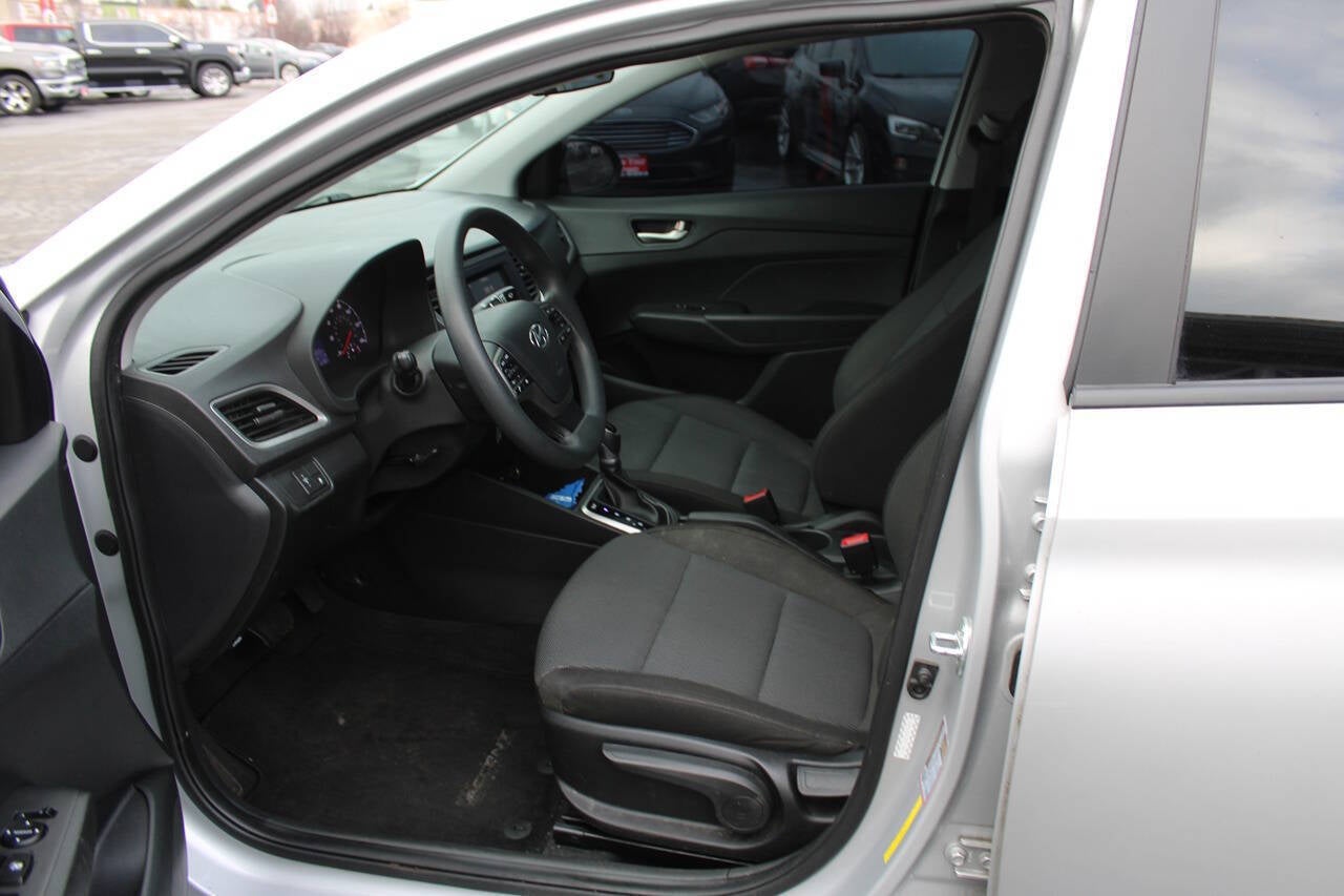 2021 Hyundai Accent SE 4dr Sedan CVT