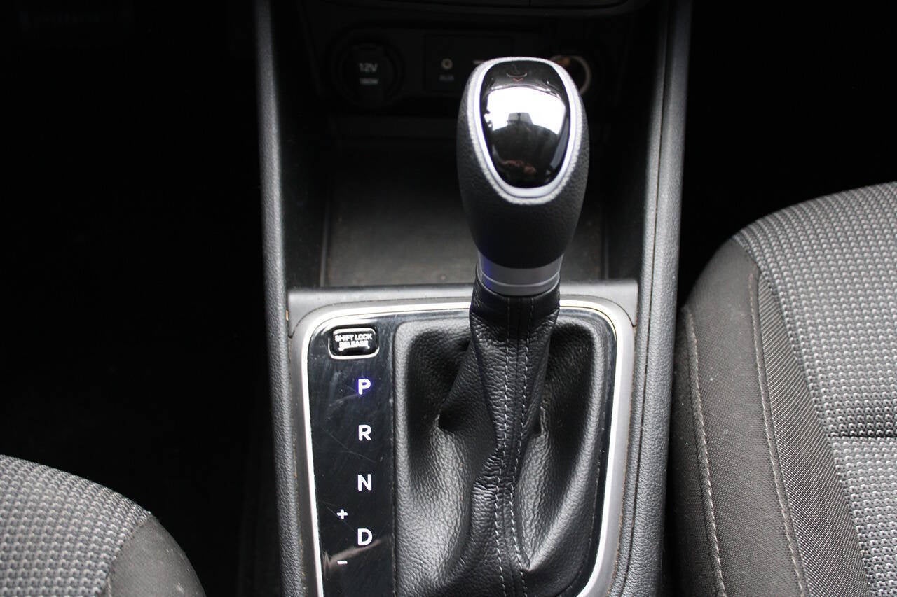 2021 Hyundai Accent SE 4dr Sedan CVT