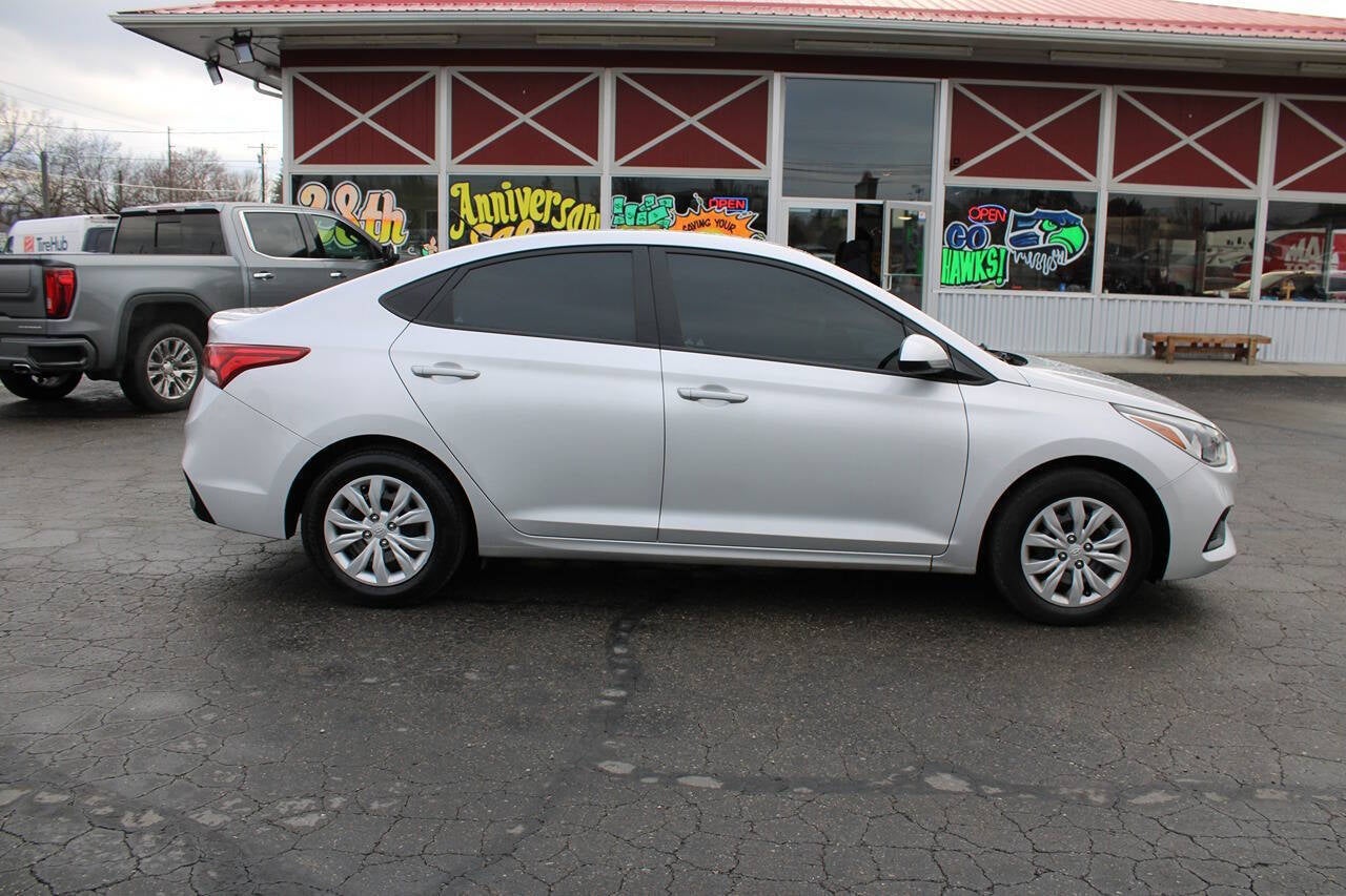 2021 Hyundai Accent SE 4dr Sedan CVT