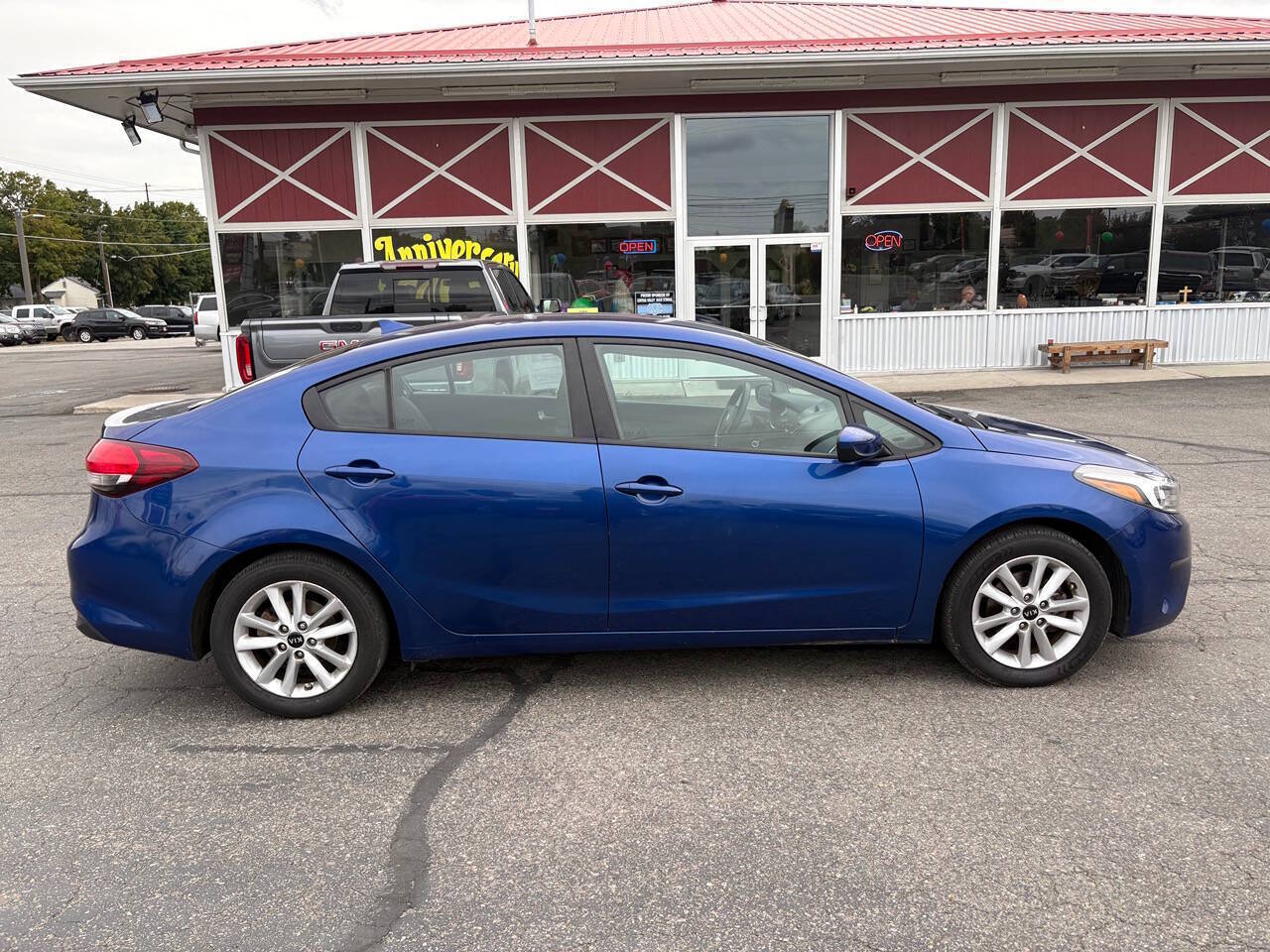 2017 Kia Forte LX 4dr Sedan 6A