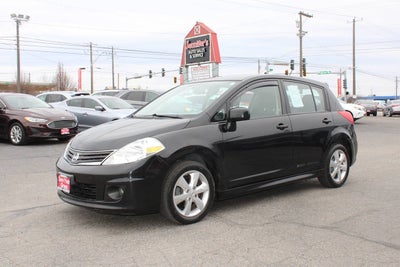 2012 Nissan Versa 1.8 SL 4dr Hatchback