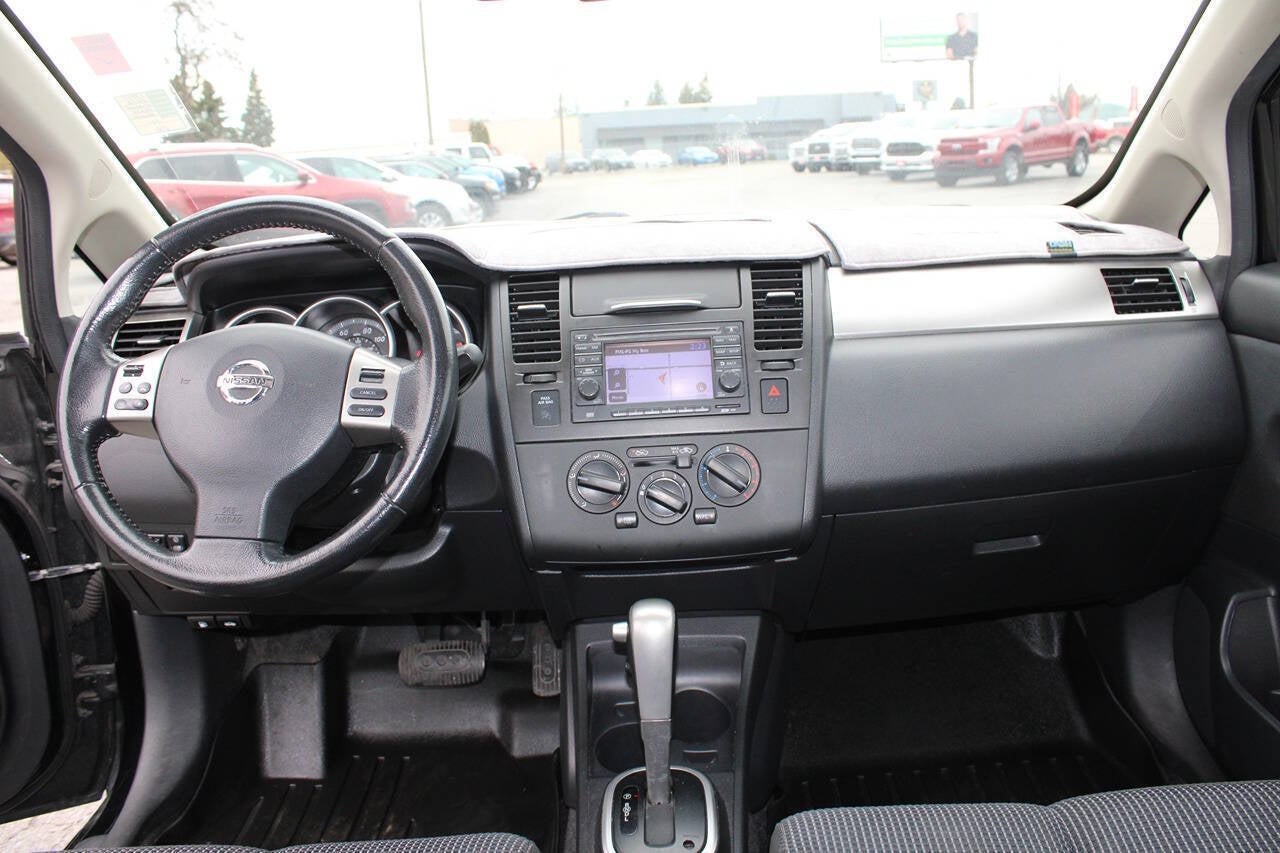 2012 Nissan Versa 1.8 SL 4dr Hatchback