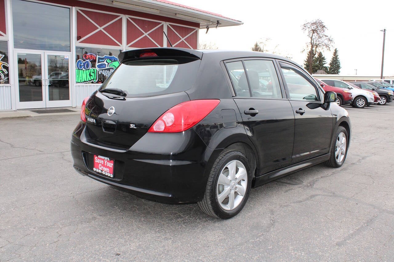 2012 Nissan Versa 1.8 SL 4dr Hatchback