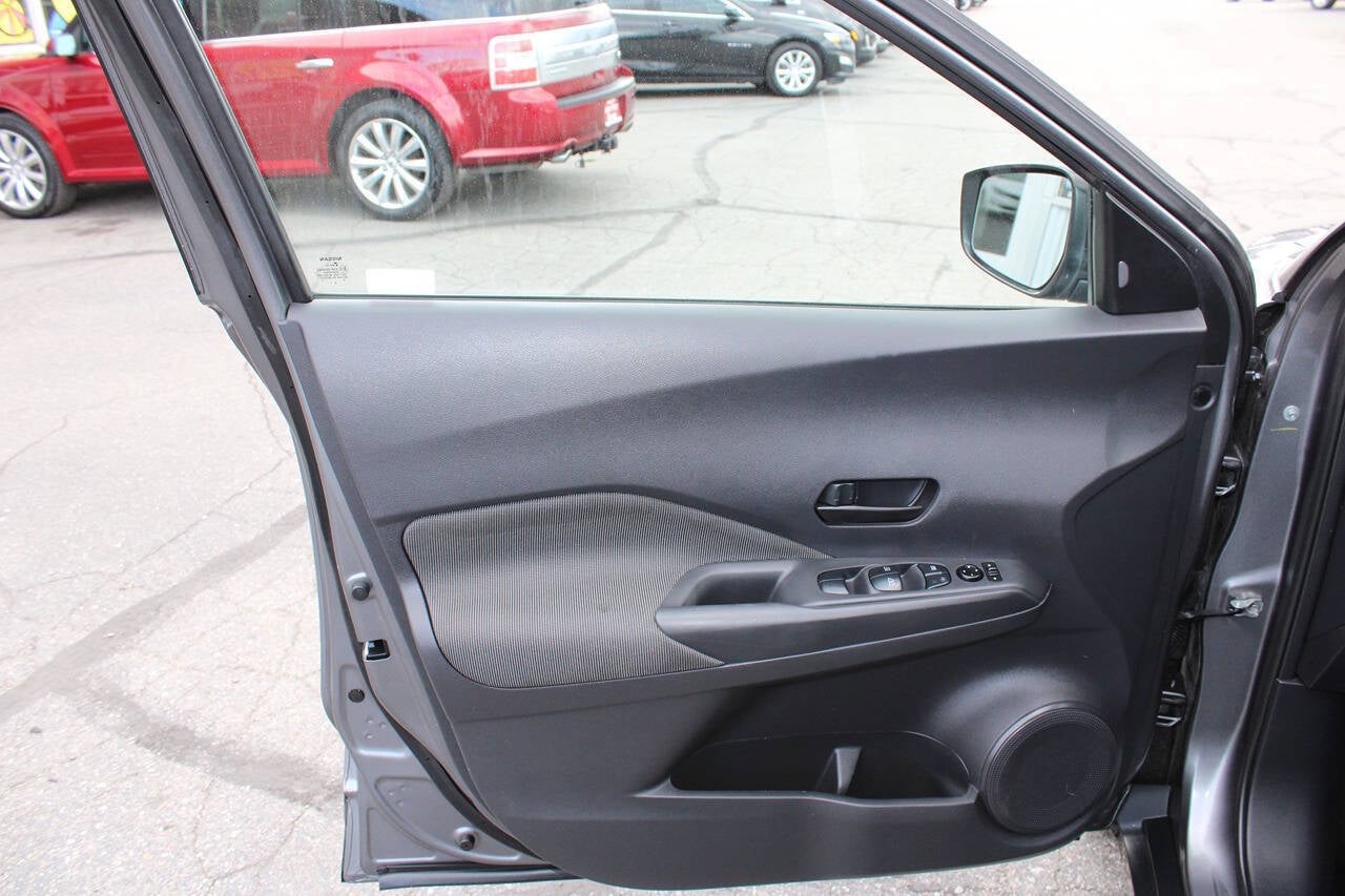 2020 Nissan Kicks S 4dr Crossover