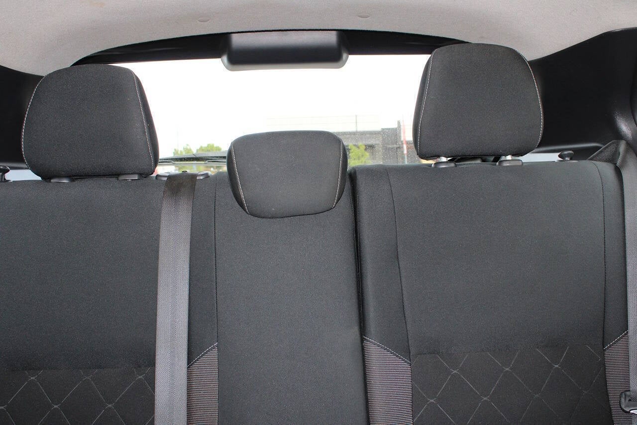 2020 Nissan Kicks S 4dr Crossover