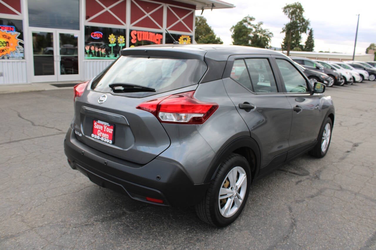 2020 Nissan Kicks S 4dr Crossover