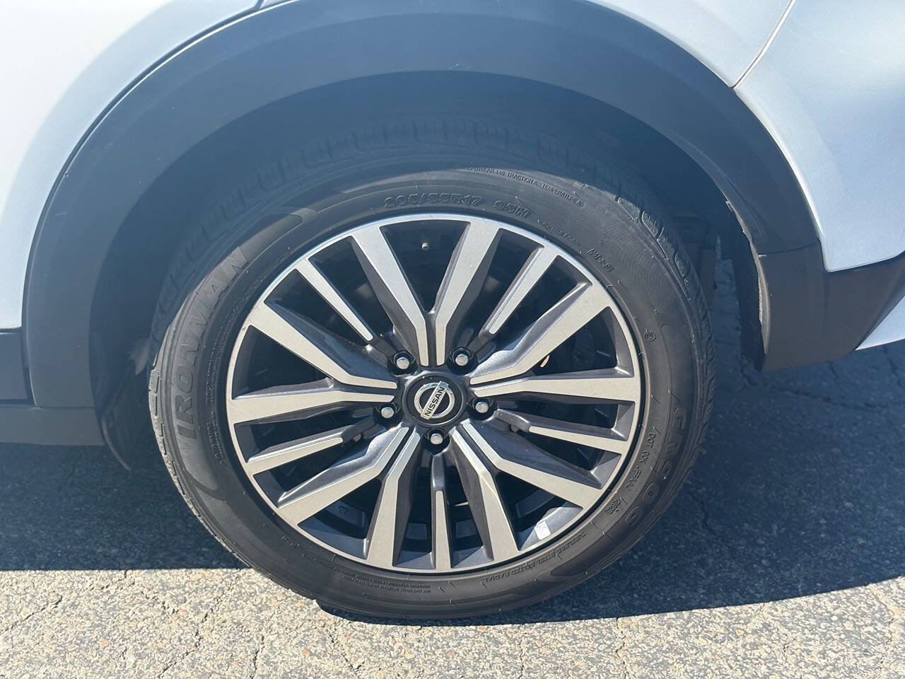 2021 Nissan Kicks SV 4dr Crossover