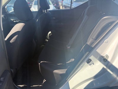 2021 Nissan Kicks SV 4dr Crossover