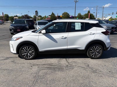 2021 Nissan Kicks SV 4dr Crossover