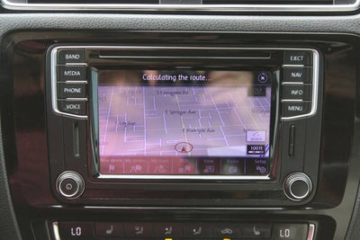 2016 Volkswagen Jetta Hybrid SEL Premium 4dr Sedan