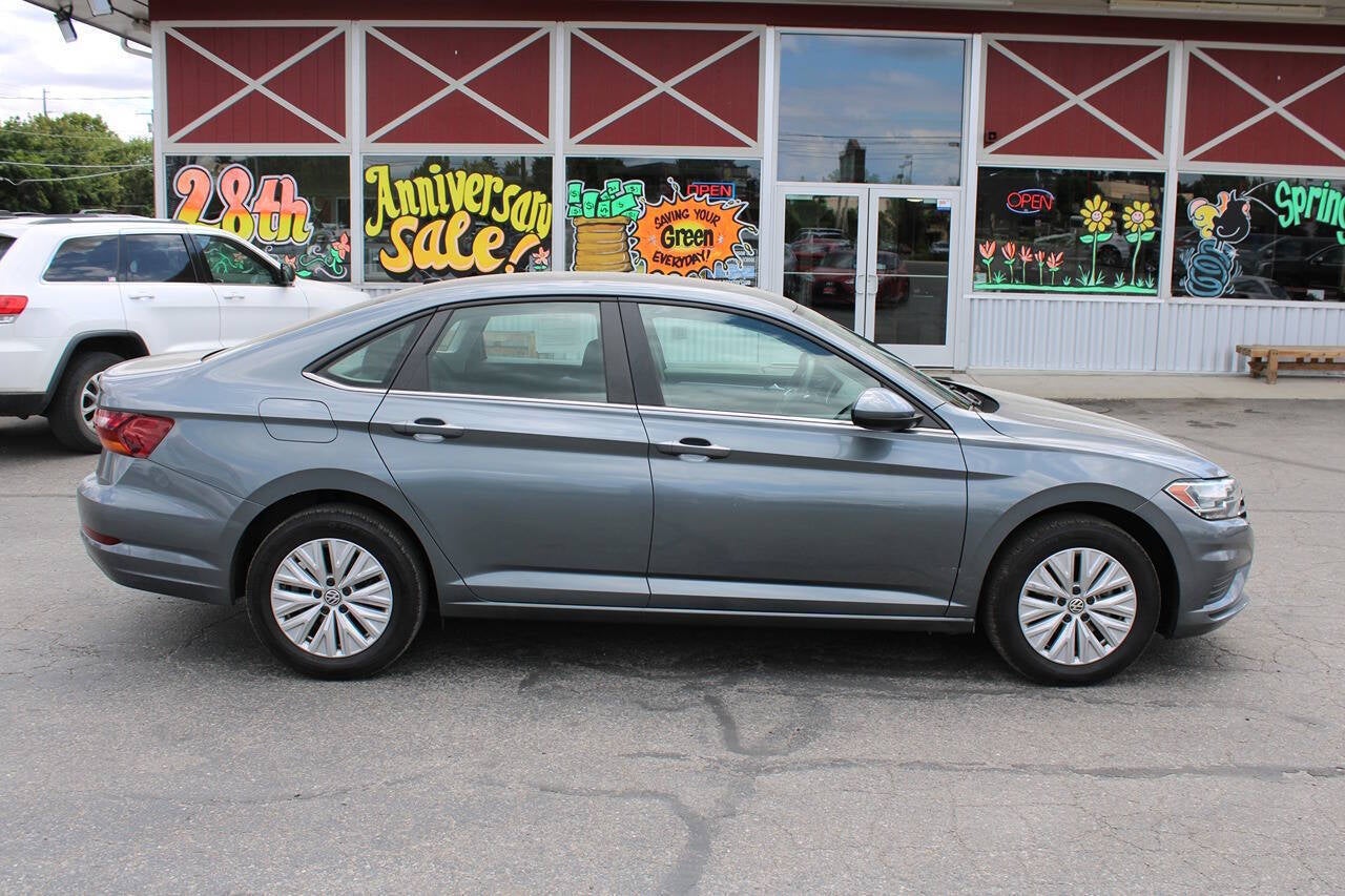 2019 Volkswagen Jetta SE 4dr Sedan