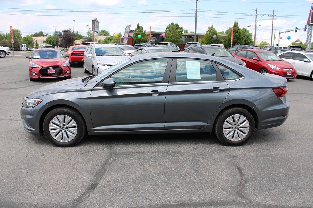 2019 Volkswagen Jetta SE 4dr Sedan