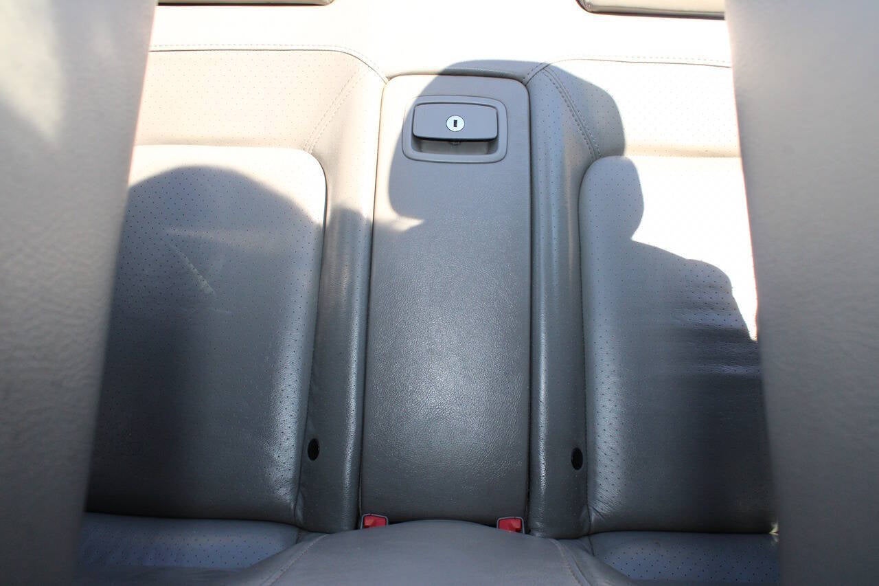 2004 Volkswagen New Beetle Convertible GLS 2dr 1.8T Turbo Convertible