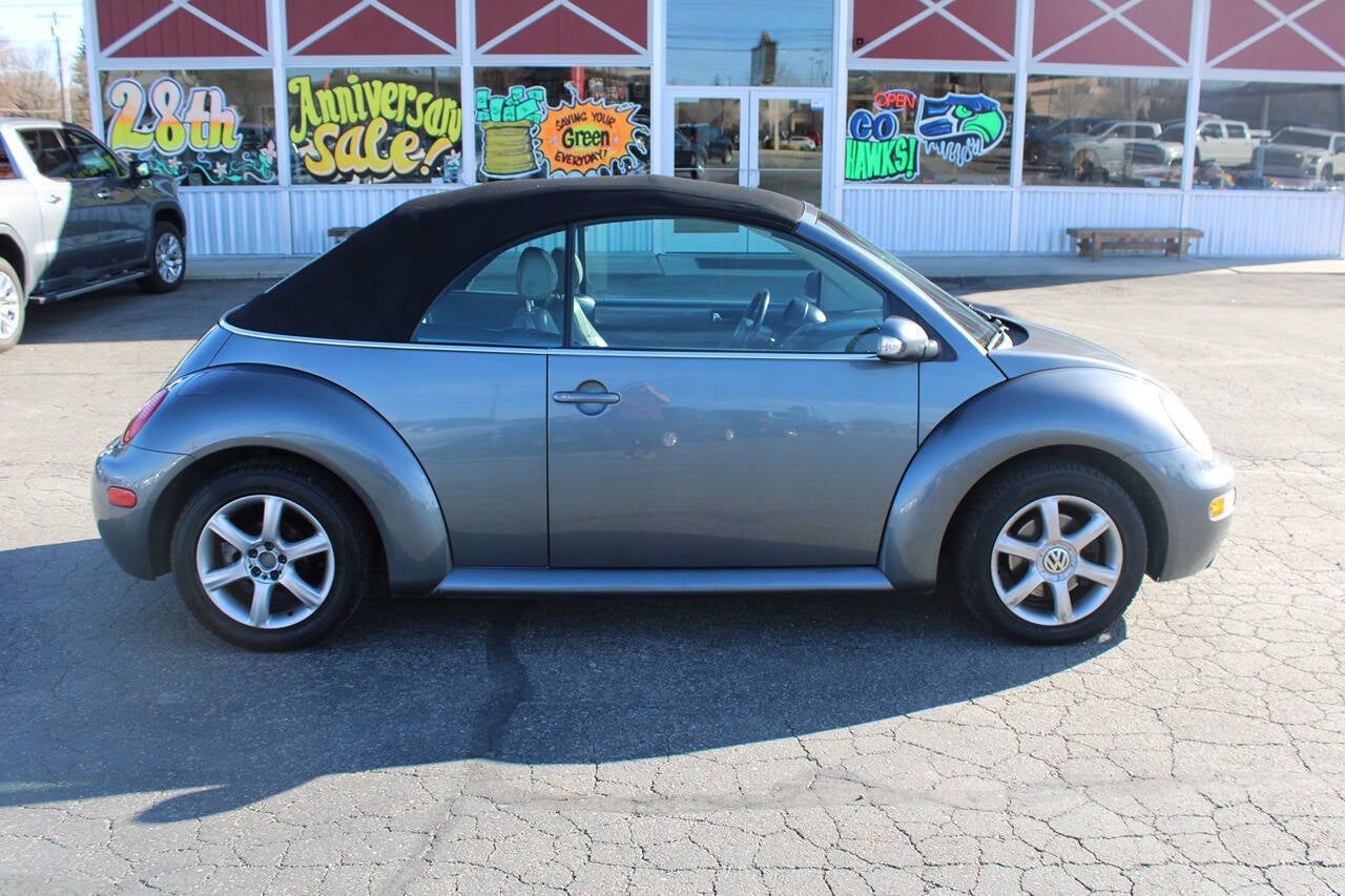 2004 Volkswagen New Beetle Convertible GLS 2dr 1.8T Turbo Convertible