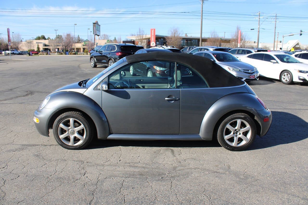 2004 Volkswagen New Beetle Convertible GLS 2dr 1.8T Turbo Convertible