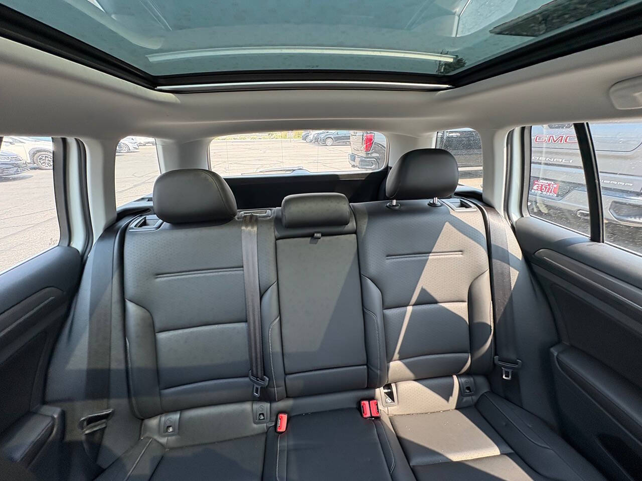 2017 Volkswagen Golf Alltrack TSI S 4Motion AWD 4dr Wagon 6A
