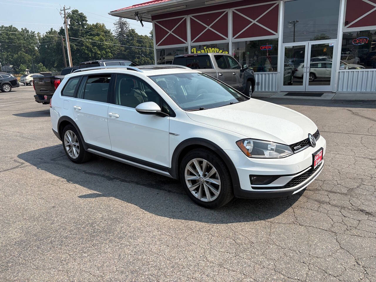 2017 Volkswagen Golf Alltrack TSI S 4Motion AWD 4dr Wagon 6A