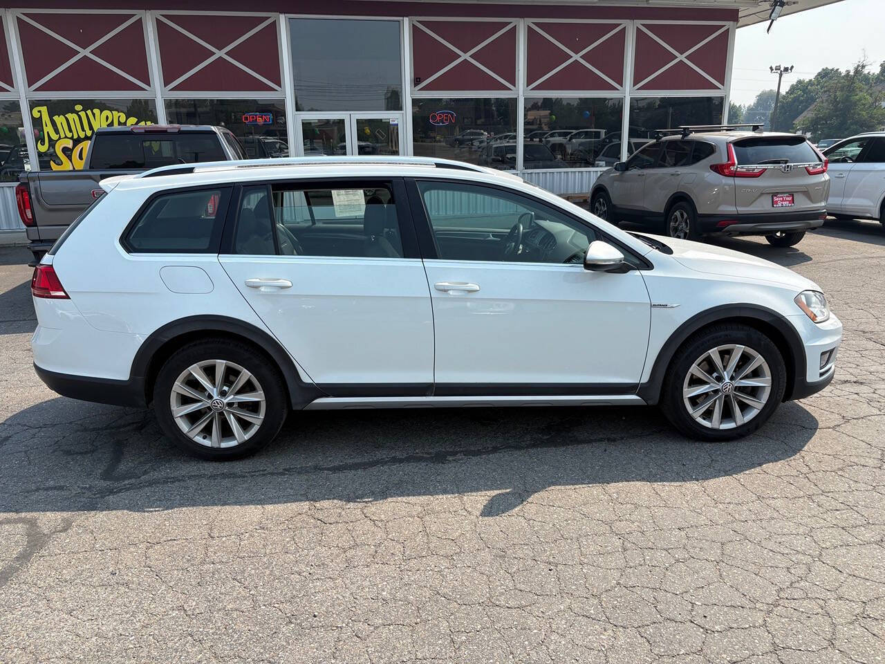 2017 Volkswagen Golf Alltrack TSI S 4Motion AWD 4dr Wagon 6A