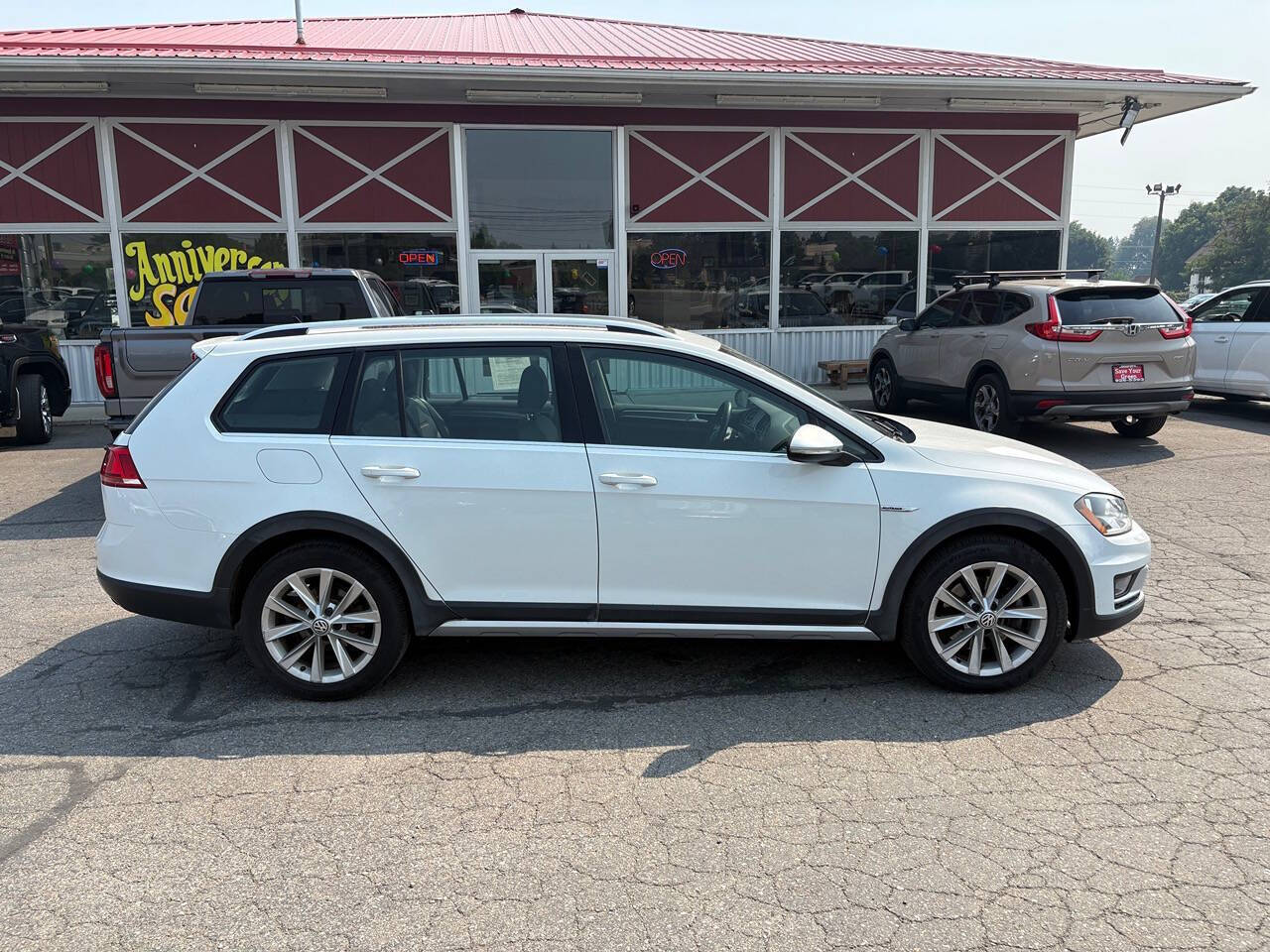 2017 Volkswagen Golf Alltrack TSI S 4Motion AWD 4dr Wagon 6A