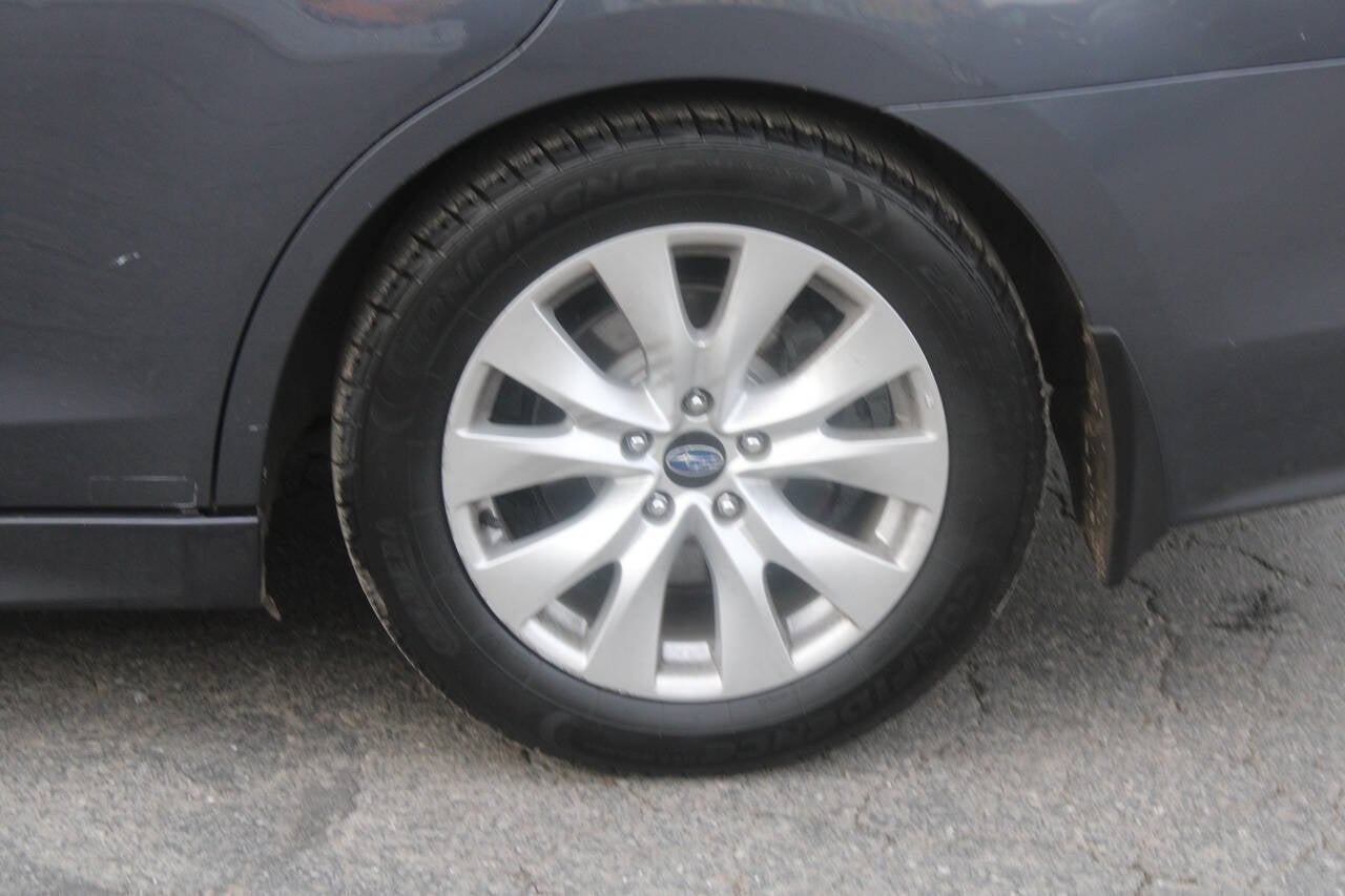 2016 Subaru Legacy 2.5i Premium AWD 4dr Sedan