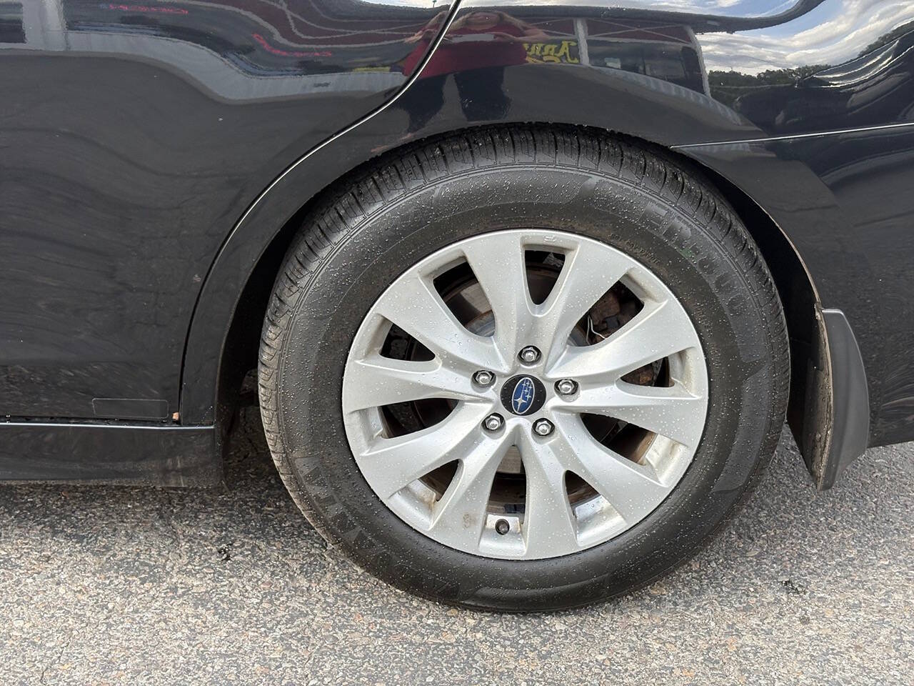 2015 Subaru Legacy 2.5i Premium AWD 4dr Sedan