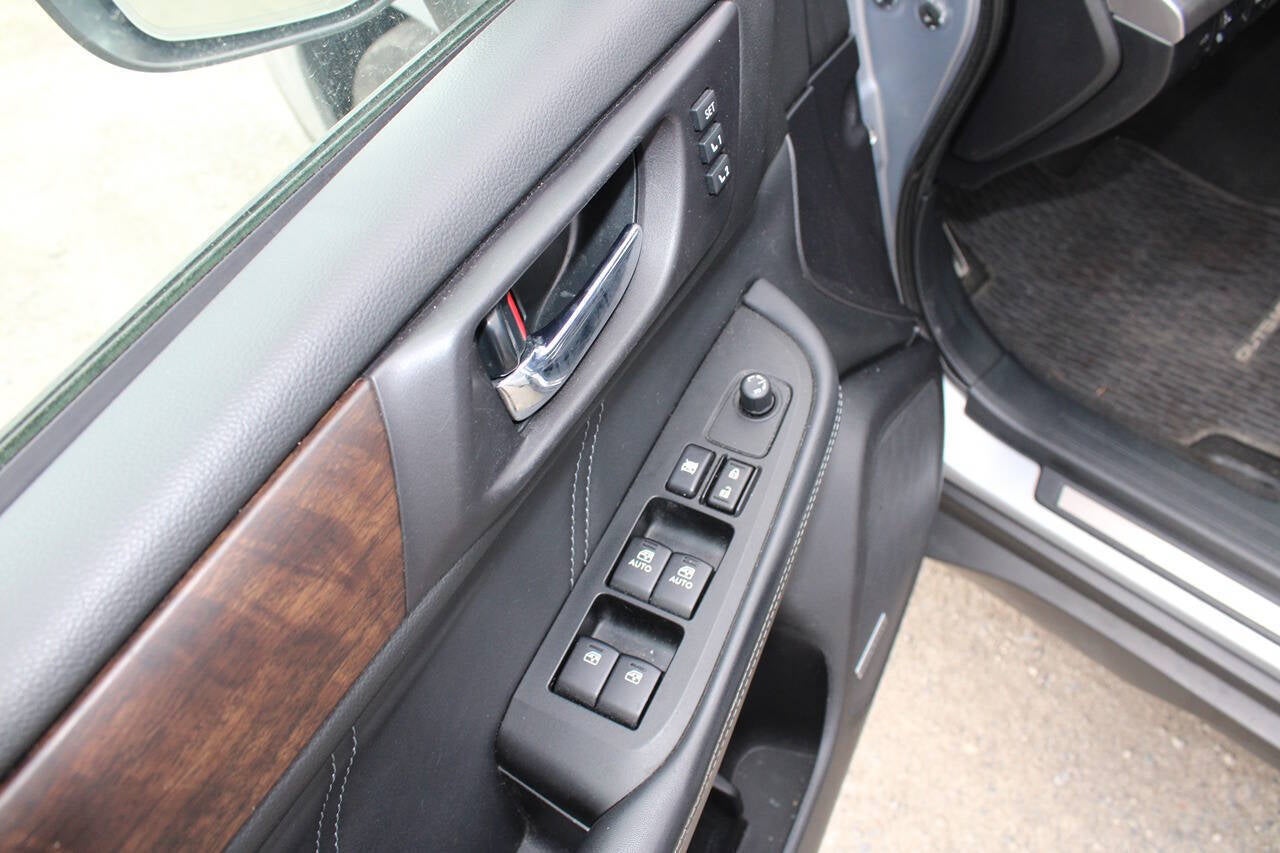 2019 Subaru Outback 2.5i Limited AWD 4dr Crossover