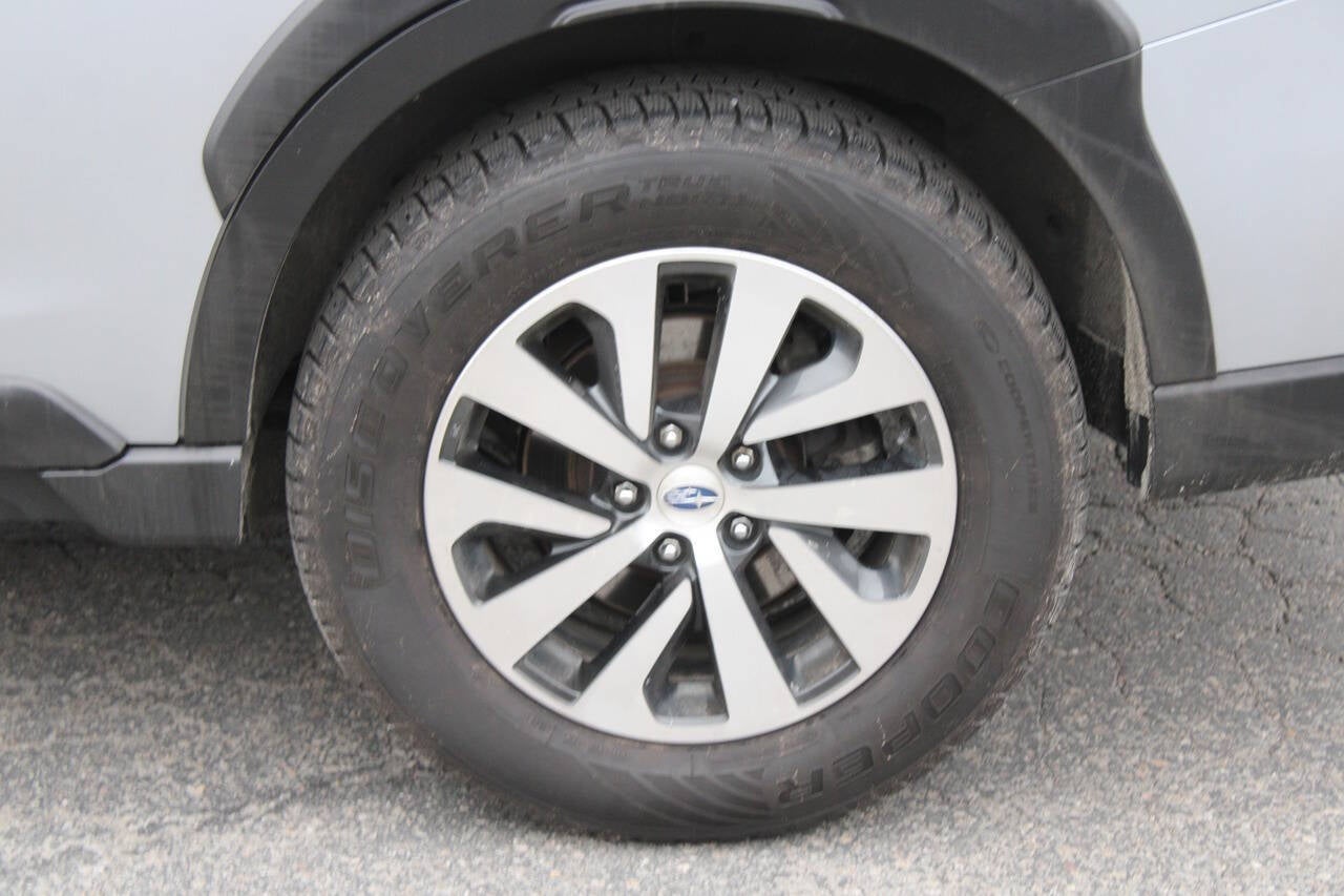 2023 Subaru Outback Premium AWD 4dr Crossover