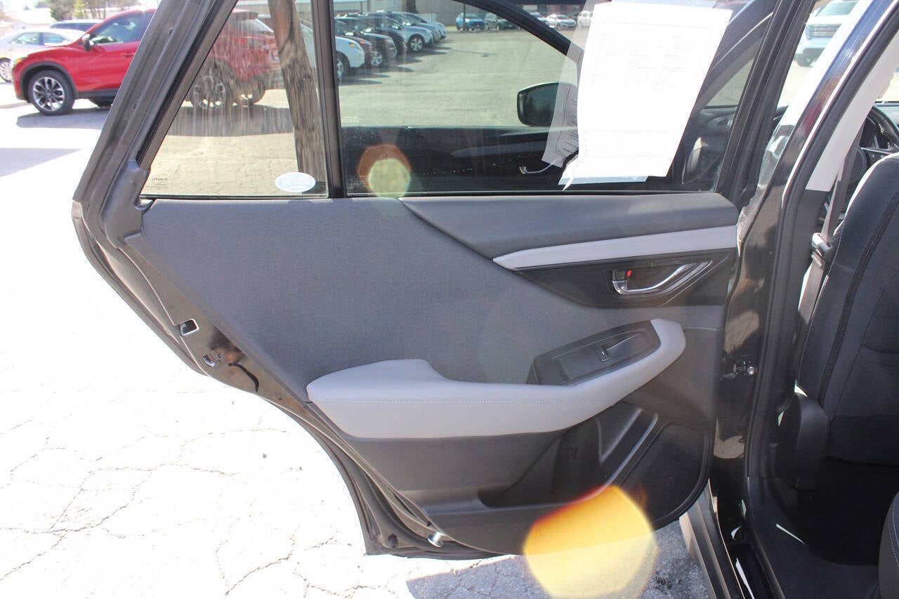 2024 Subaru Outback Premium AWD 4dr Crossover