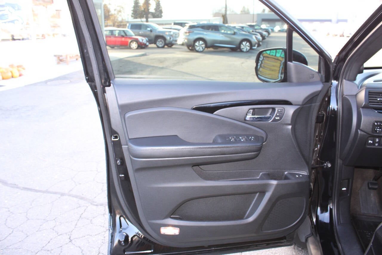 2019 Honda Passport Touring AWD 4dr SUV