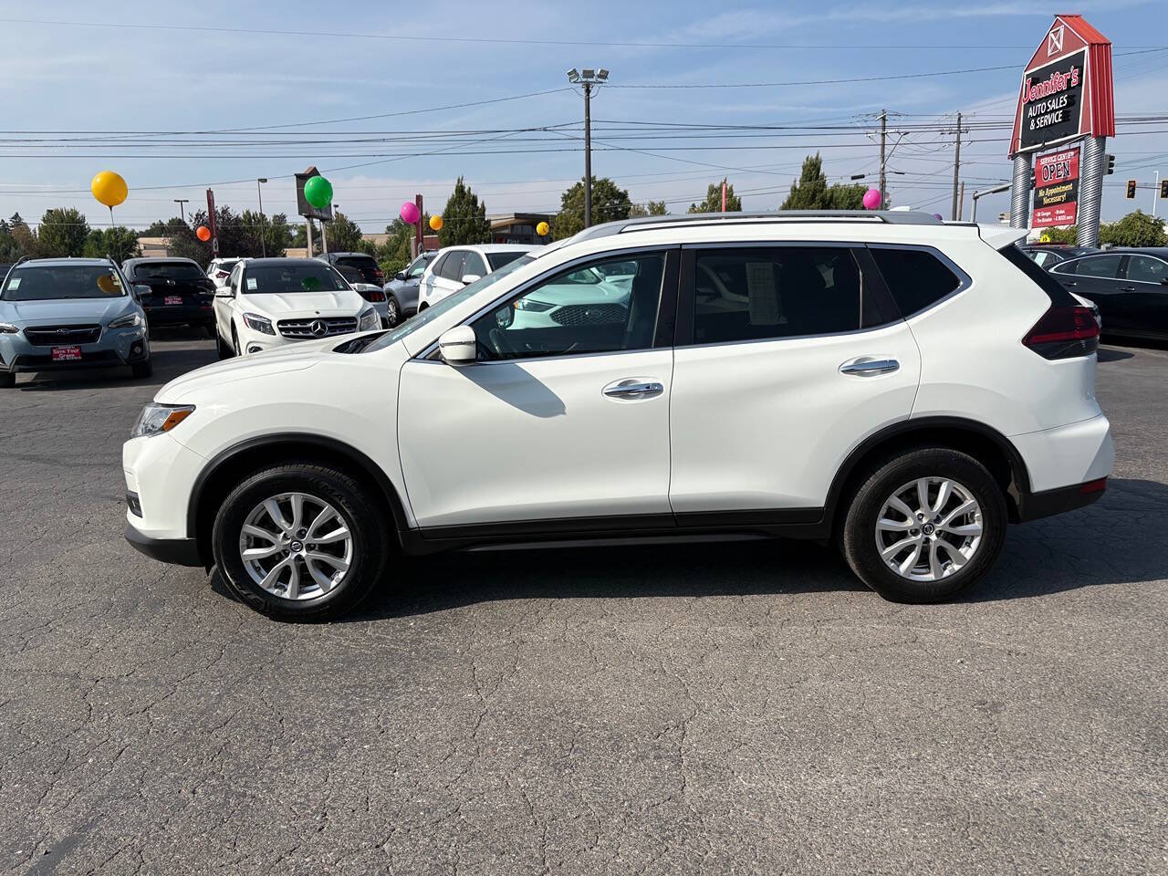 2018 Nissan Rogue SV AWD 4dr Crossover